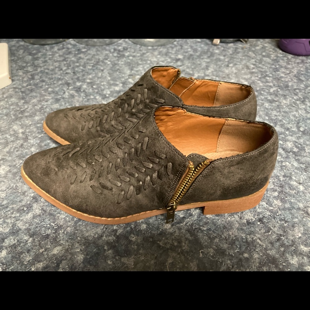 Mi.im | Grey Loafers
